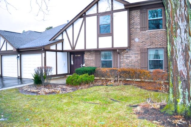 370 Southbury Ct. #B2, Schaumburg, IL 60193