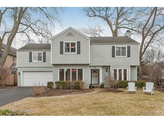 922 Cherokee Rd., Wilmette, IL 60091