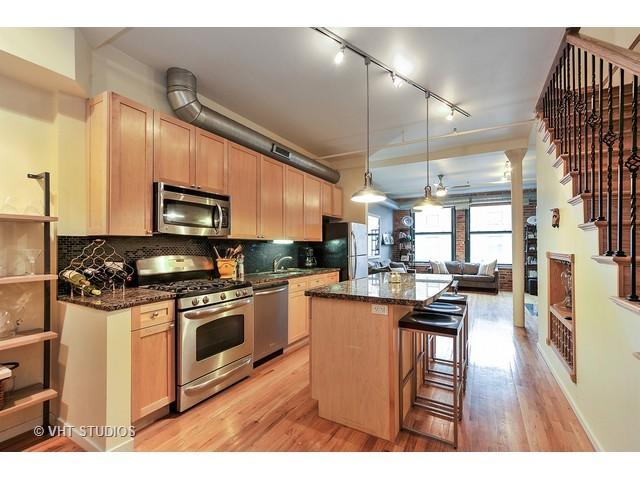 3151 N Lincoln Ave. #321, Chicago, IL 60657