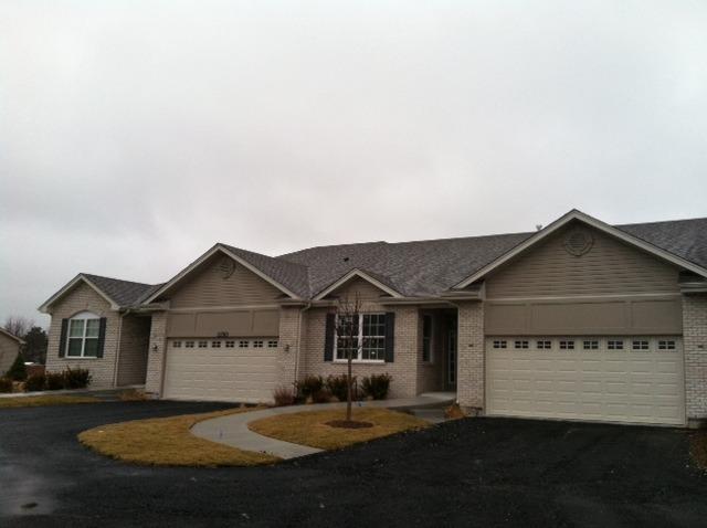1194 Mandalay Ln. #2, Bolingbrook, IL 60440