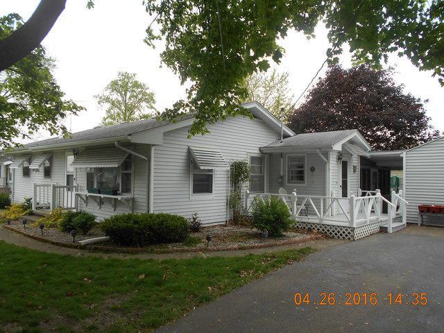 603 N Hopkins St., Newman, IL 61942