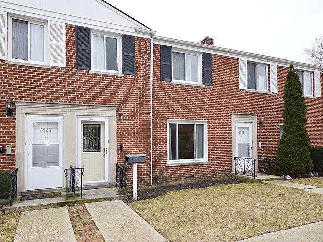 7530 N Bell Ave., Chicago, IL 60645