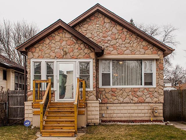 12033 S Princeton Ave., Chicago, IL 60628