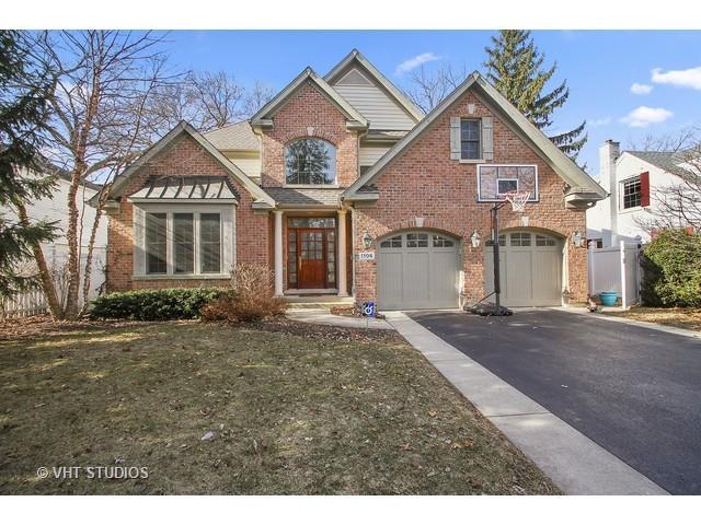 1106 Briarwood Ln., Northbrook, IL 60062
