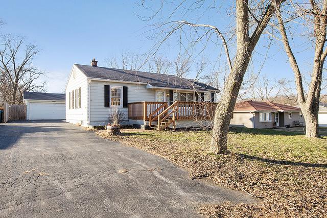 2711 Lawrence Ave., Lockport, IL 60441