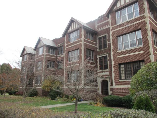 805 W Church St. #11, Champaign, IL 61820