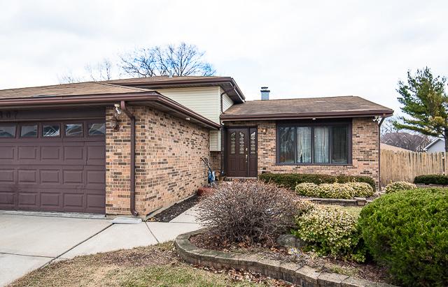 807 N 11th Ave., Addison, IL 60101