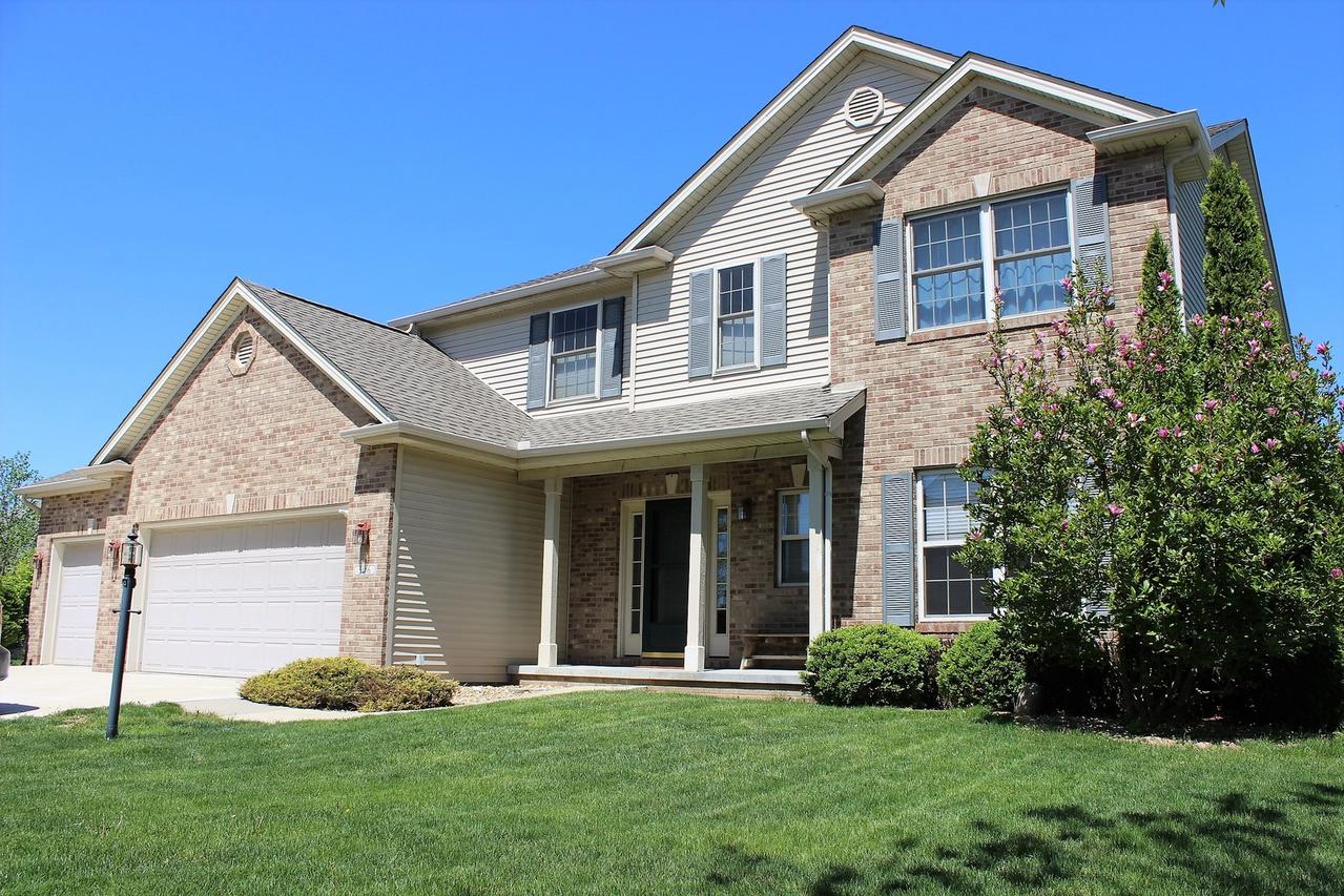 506 W Riverbend Blvd., Mahomet, IL 61853