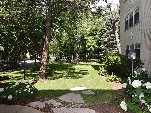 4258 N Greenview Ave. #1C, Chicago, IL 60613