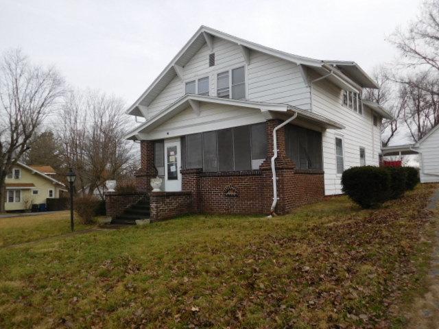 17 E Cumberland St., Martinsville, IL 62442