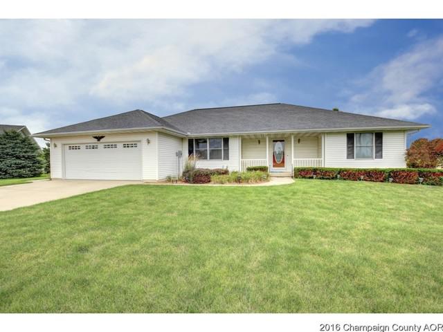 105 Pleasant View Ct, Gifford, IL 61847
