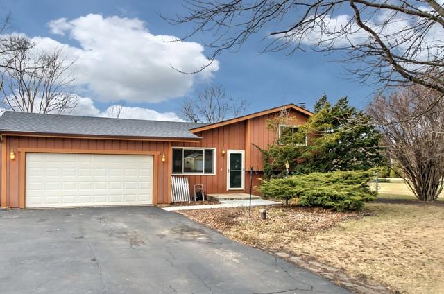 5N674 Cochise Dr., Lily Lake, IL 60151