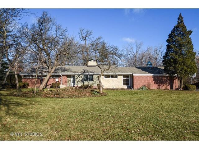 258 N Brookdale Ln., Palatine, IL 60067