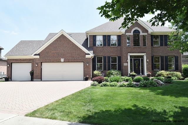 2702 Royal Lytham Dr., St. Charles, IL 60174