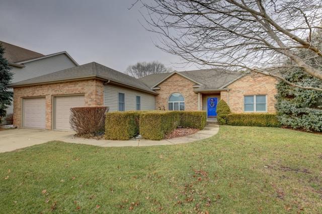 4320 Crossgate Dr., Champaign, IL 61822