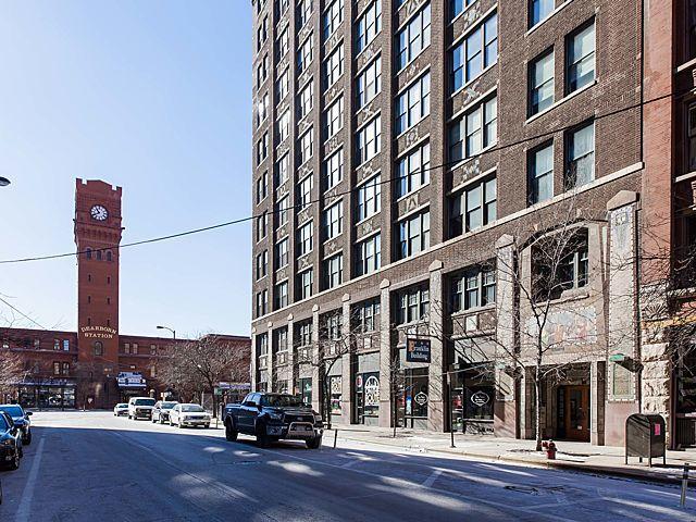720 S Dearborn St. #402, Chicago, IL 60605