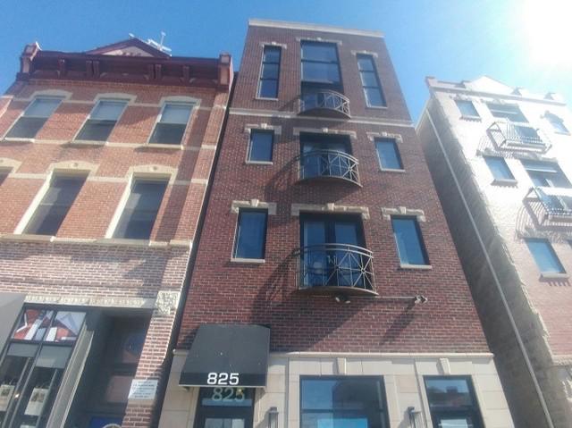 825 N Milwaukee Ave. #4R, Chicago, IL 60642