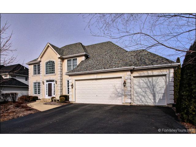 849 Wingfoot Dr., North Aurora, IL 60542