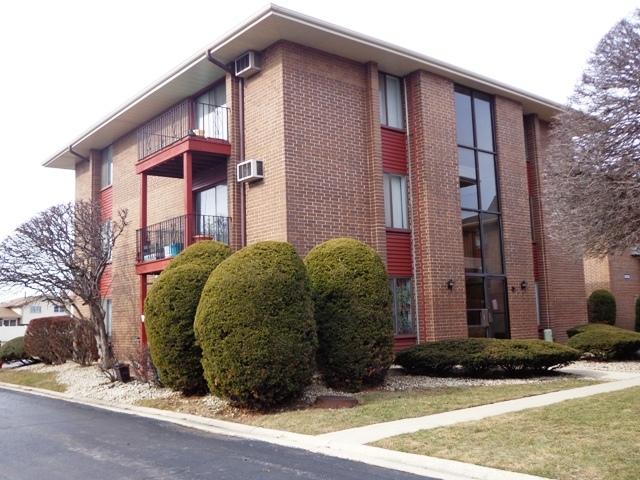 15736 Terrace Dr. #3, Oak Forest, IL 60452