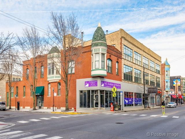 3201 N Seminary Ave. #204, Chicago, IL 60657