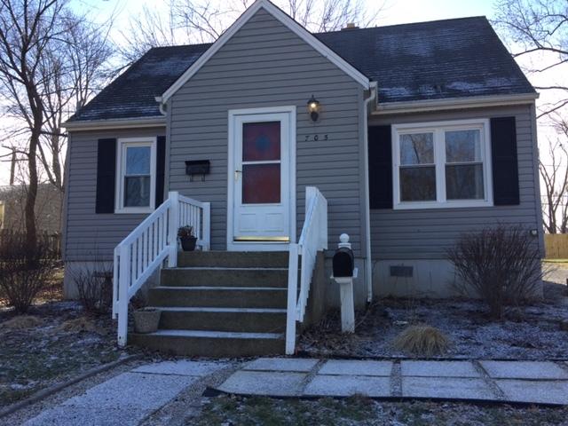 705 Mohawk Dr., Round Lake Heights, IL 60073