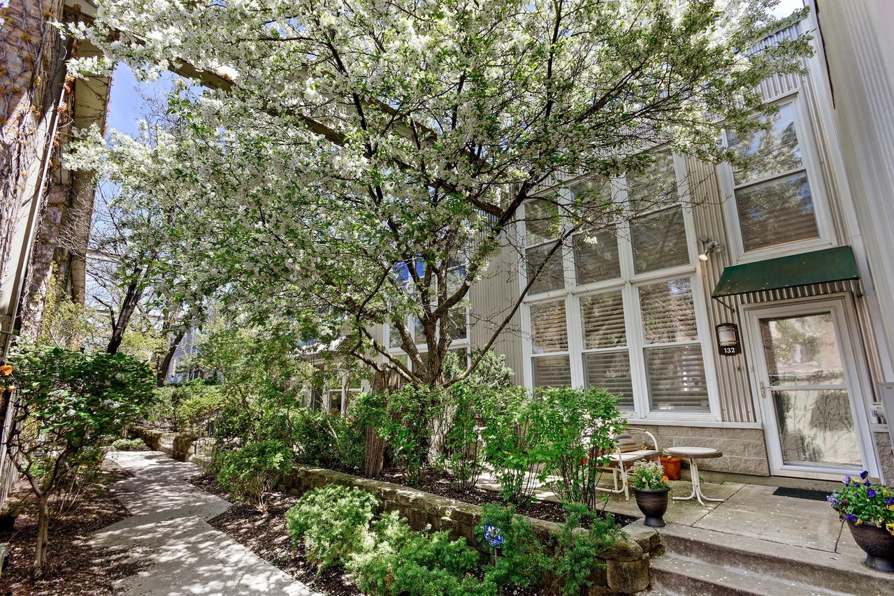 1300 W Altgeld St. #132, Chicago, IL 60614