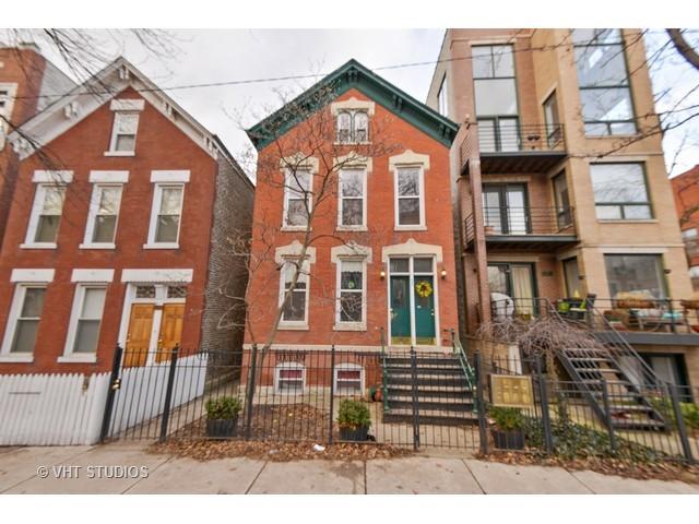 882 N Hermitage Ave. #2R, Chicago, IL 60622