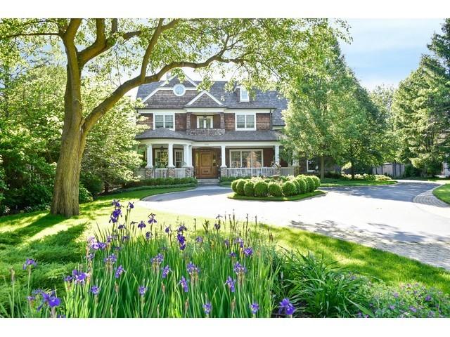 1105 Mohawk Rd., Wilmette, IL 60091
