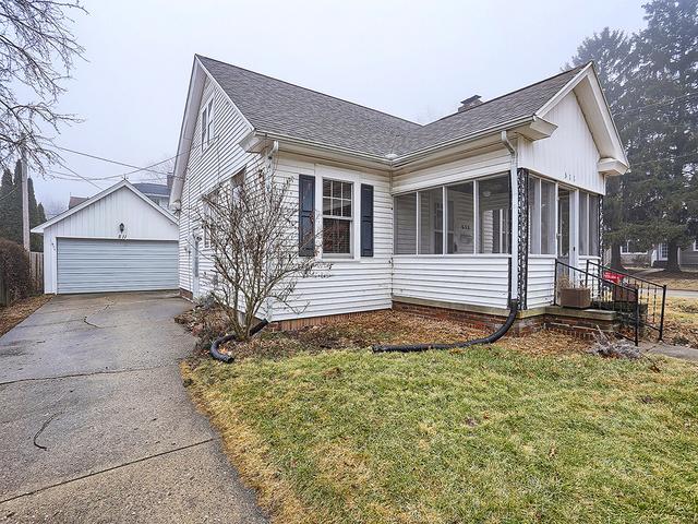 511 W Charles St., Champaign, IL 61820