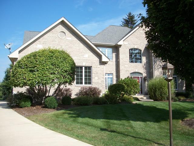 9030 Montrose Ct., Lakewood, IL 60014