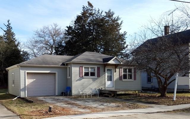 210 N May St., Hinckley, IL 60520