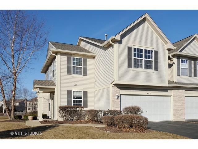 2253 Sunrise Cir., Aurora, IL 60503