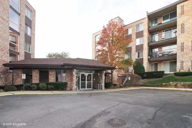 1103 S Hunt Club Dr. #220, Mount Prospect, IL 60056