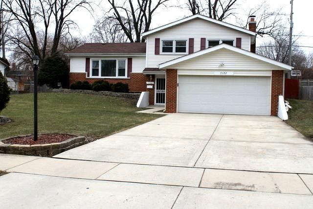 7122 Beechnut Ln., Darien, IL 60561