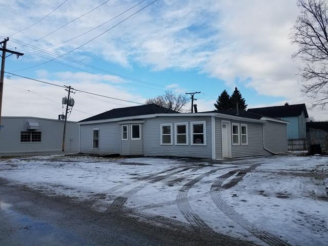 11909 Maple Ave., Hebron, IL 60034