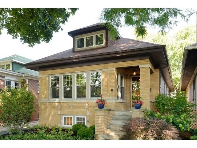 6117 N Maplewood Ave., Chicago, IL 60659