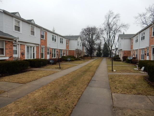 4022 Oxford Ct., Streamwood, IL 60107