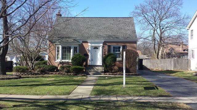 124 Hiawatha Dr., Clarendon Hills, IL 60514