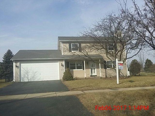 505 Pinewood Dr., North Aurora, IL 60542