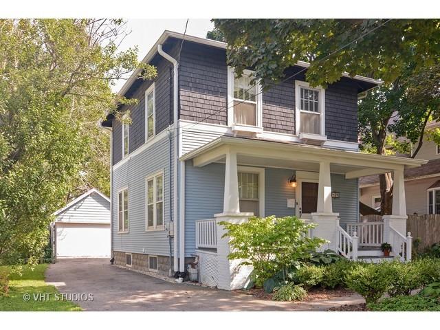 131 Raymond Ave., Barrington, IL 60010