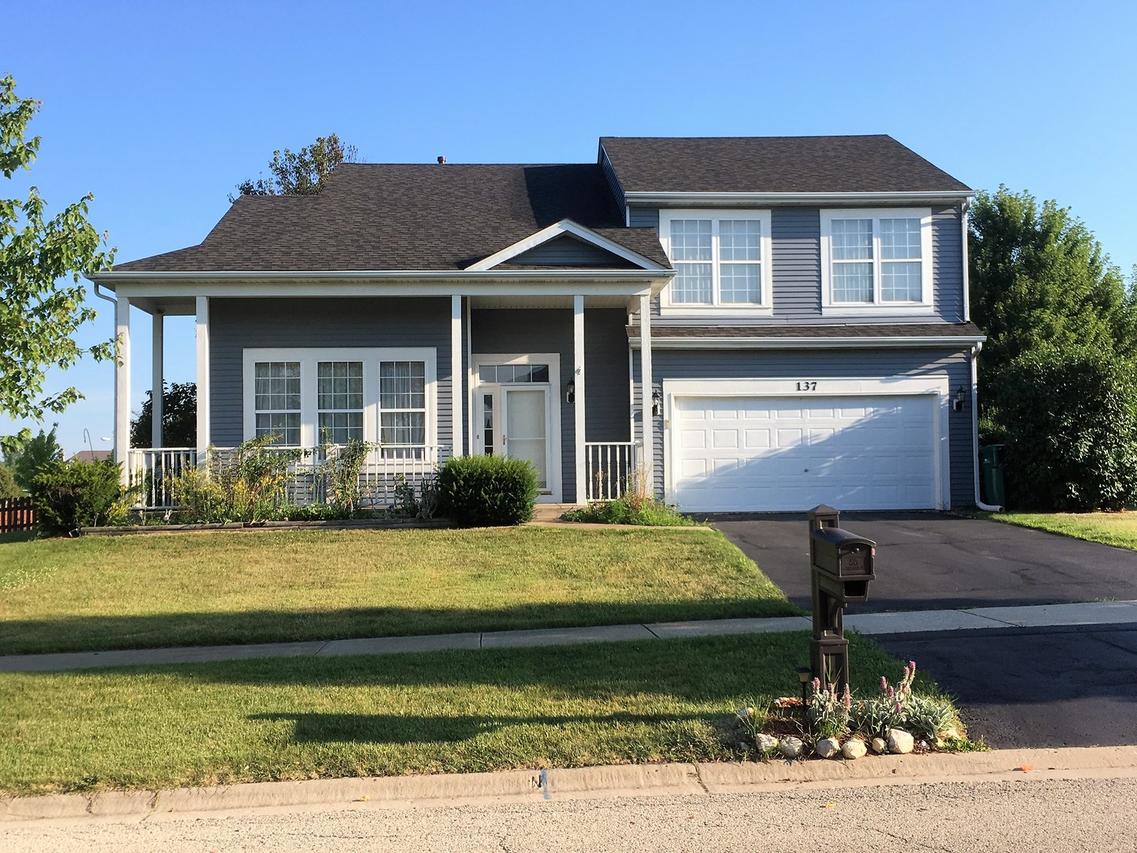 137 Edgewater Ln., Sugar Grove, IL 60554