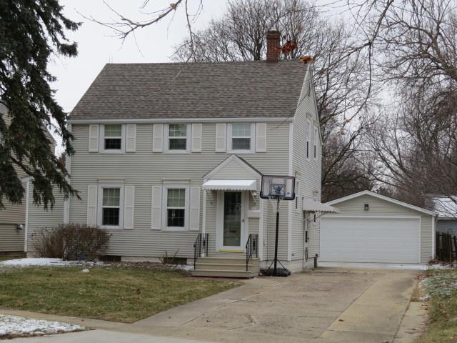517 Fisk Ave., Dekalb, IL 60115