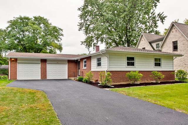 1715 E Rosehill Dr., Arlington Heights, IL 60004