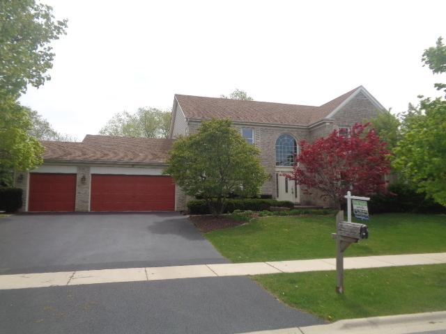 817 Heatherstone Dr., Schaumburg, IL 60173