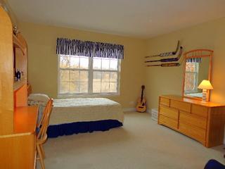 1151 Kasting Ln., Mundelein, IL 60060