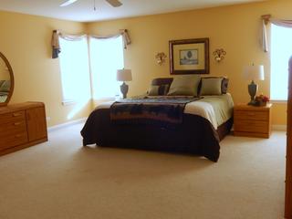 1151 Kasting Ln., Mundelein, IL 60060