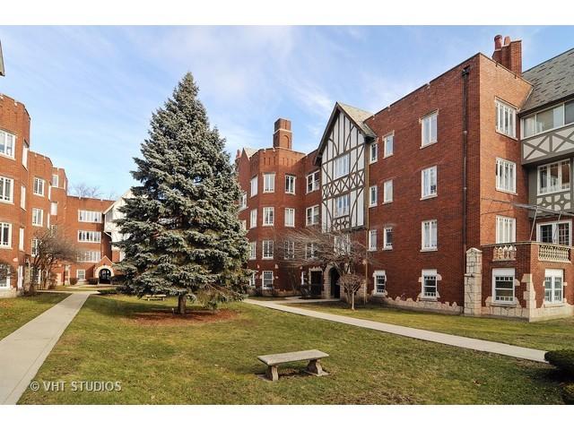 2466 W Estes Ave. #3, Chicago, IL 60645