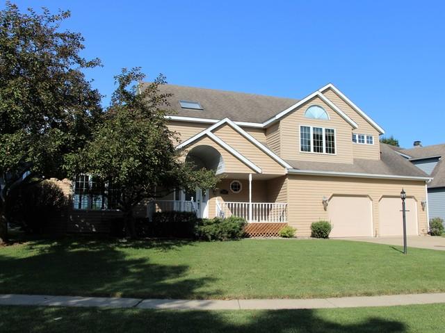 2705 Prairie Meadow Dr., Champaign, IL 61822