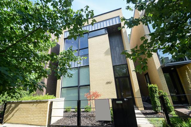 2014 W Race Ave., Chicago, IL 60612