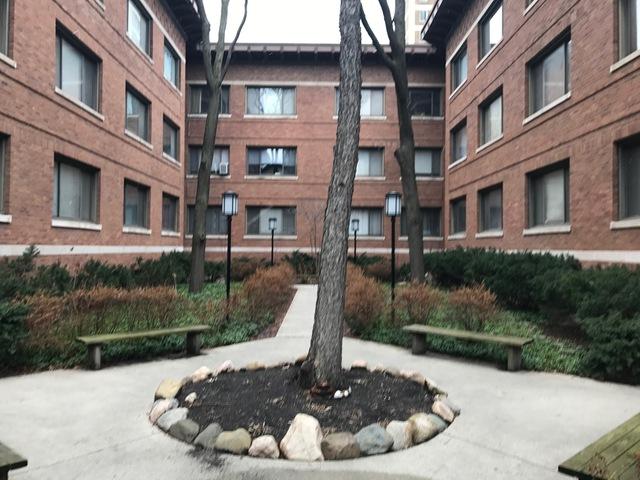 812 W Lakeside Pl. #109, Chicago, IL 60640